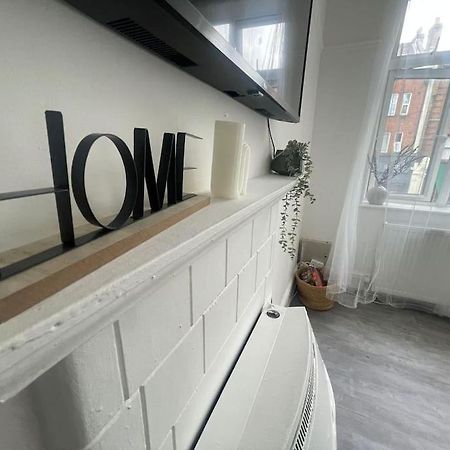 Lovely 2 Bed On Tower Bridge Лондон Экстерьер фото