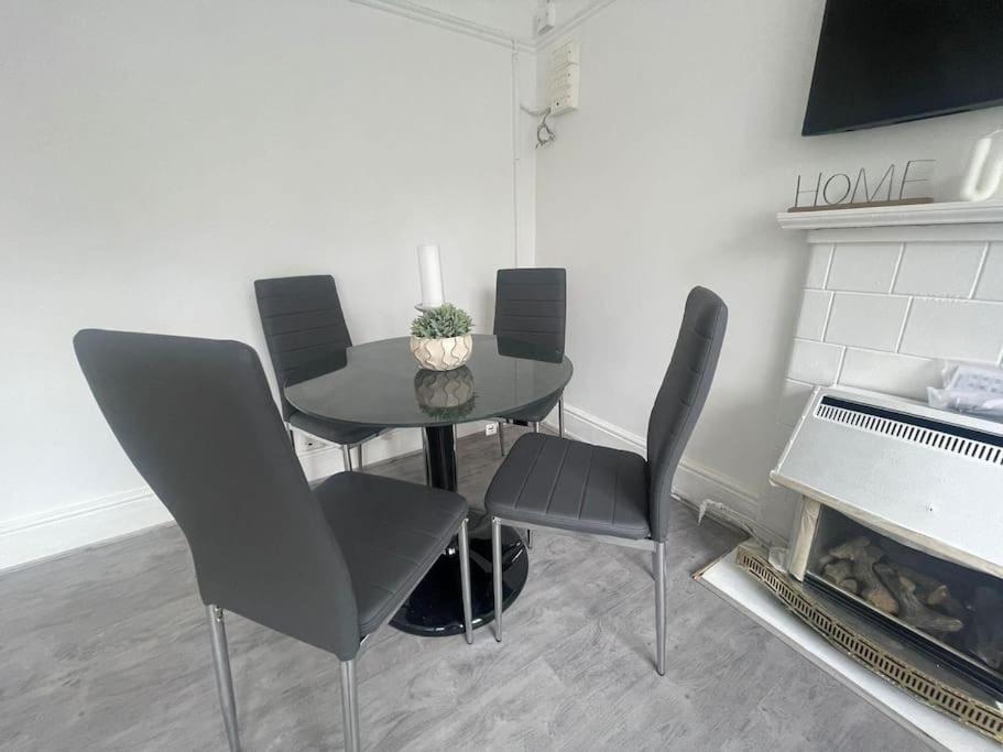 Lovely 2 Bed On Tower Bridge Лондон Экстерьер фото